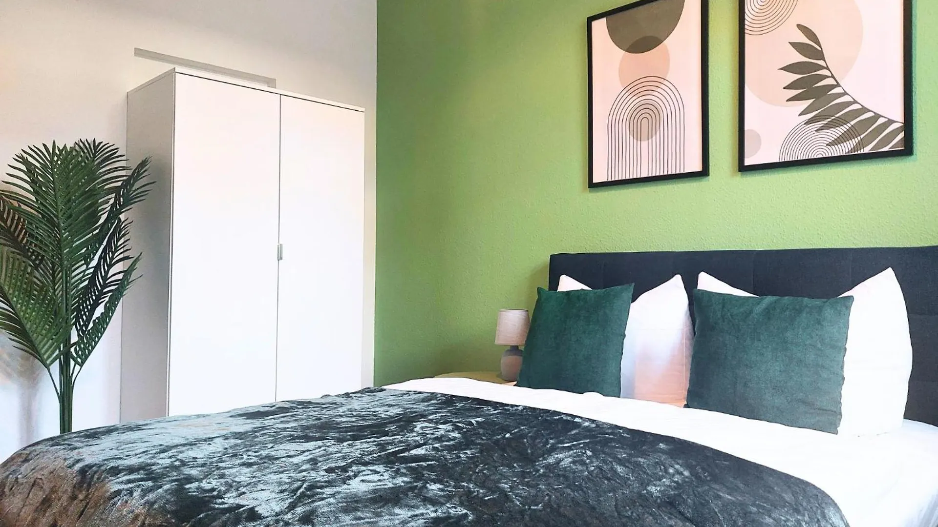 Coview - Design Apartment Mit Vollausgestatteter Kueche, Terrasse, Eigenem Zugang, Highspeed Wlan Dresden